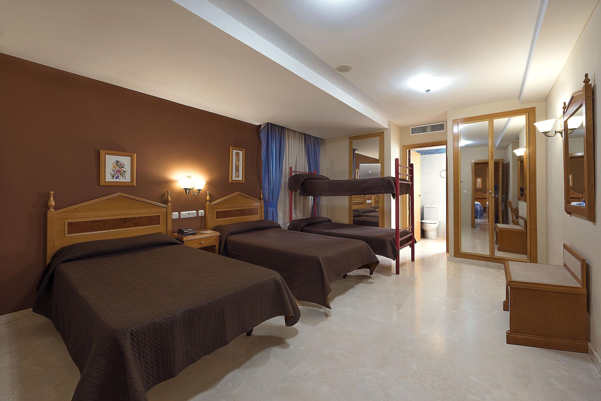 Hotel Tocina Business Альболоте Экстерьер фото
