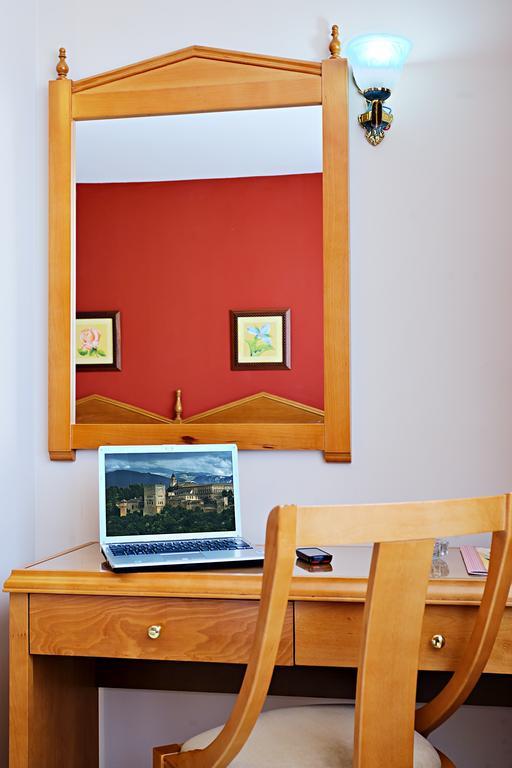 Hotel Tocina Business Альболоте Номер фото