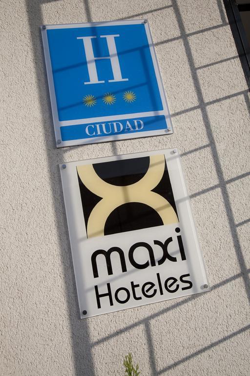 Hotel Tocina Business Альболоте Экстерьер фото